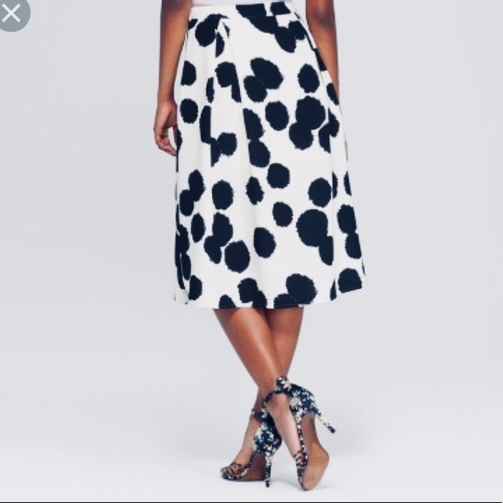 NWOT polka-dot skirt
